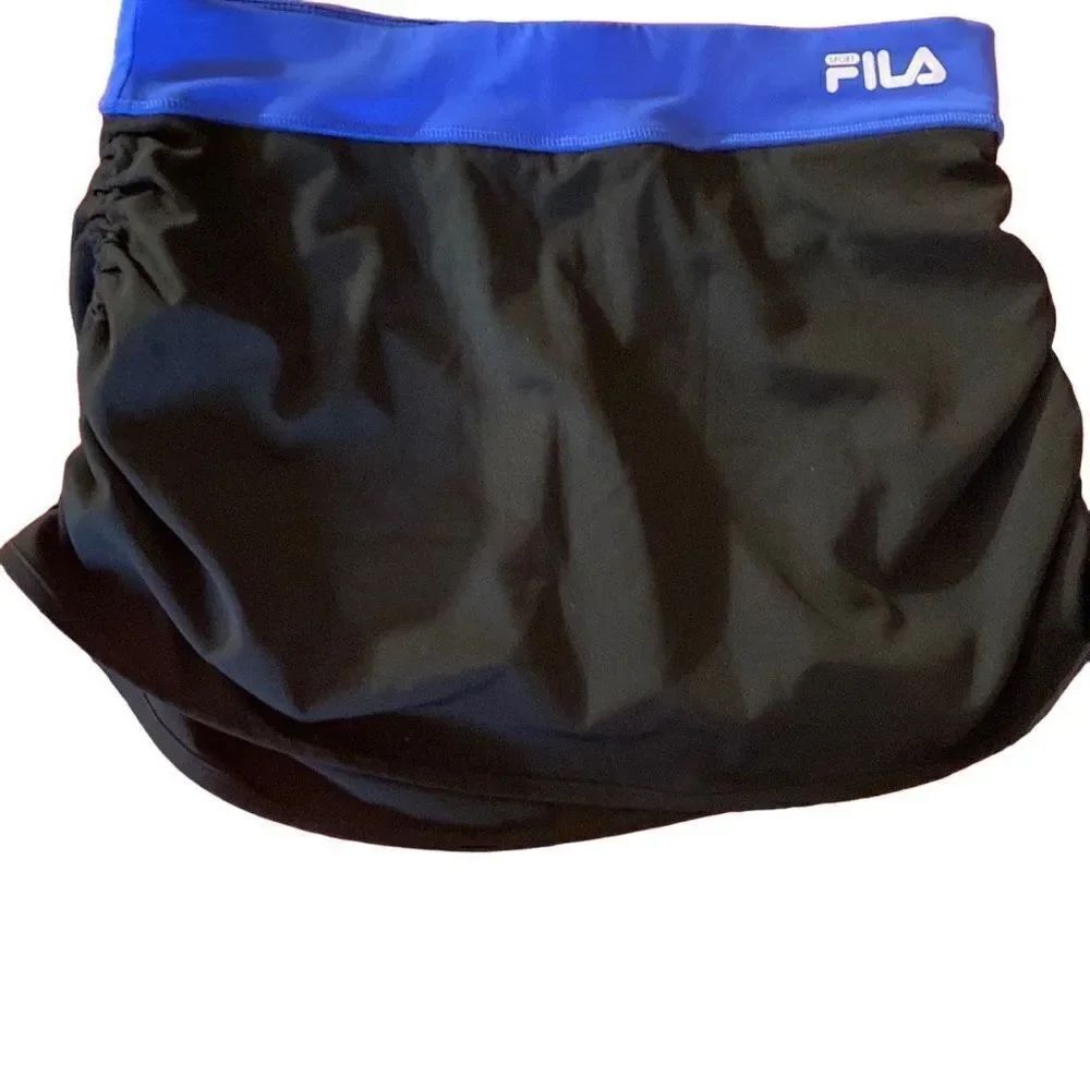 FIFA women’s sport skort active built in short skirt, size XS